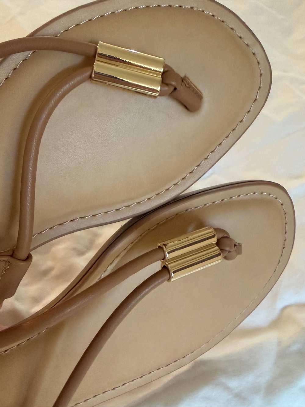 Dolce Vita Tan Leather Thong Sandals with Gold Accent